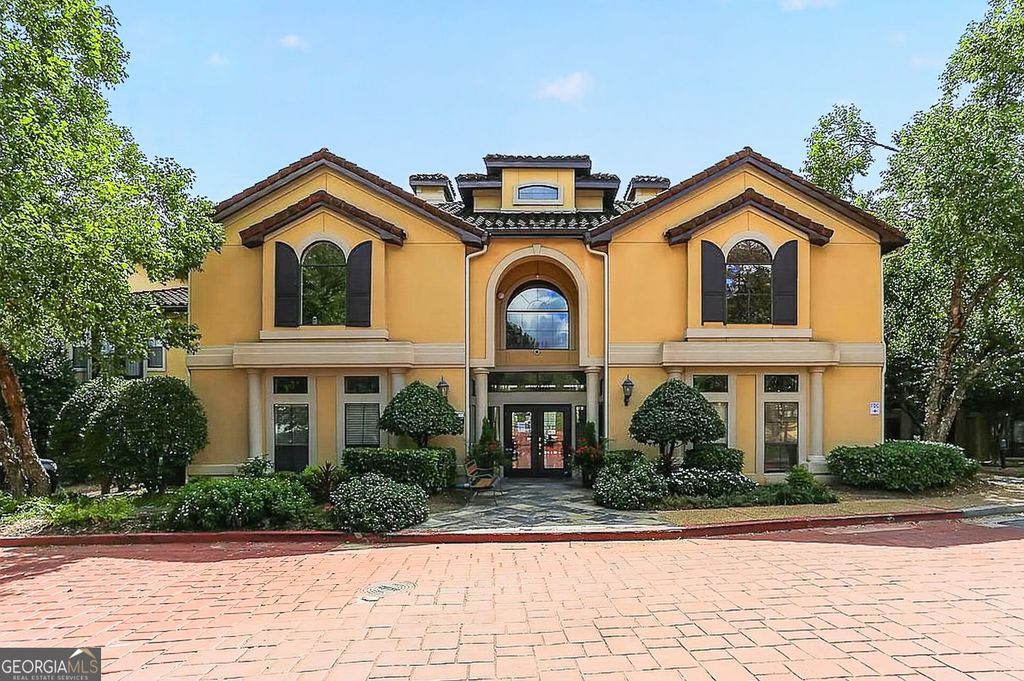 3777 Peachtree Road NE 214, Brookhaven, GA 30319