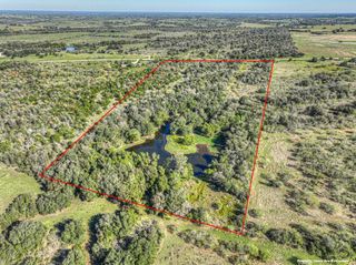 3920 FM 713 RD, Lockhart, TX 78644