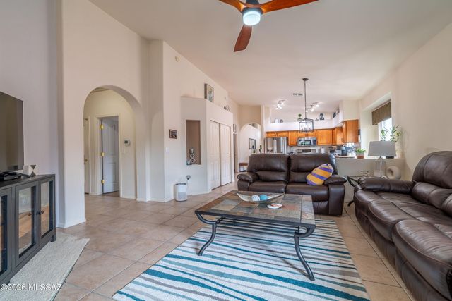 5615 W Cortaro Crossing Drive, Tucson, AZ 85742