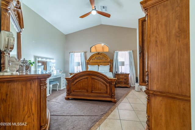 5615 W Cortaro Crossing Drive, Tucson, AZ 85742