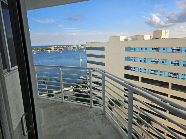 1551 N Flagler Drive 1514, West Palm Beach, FL 33401