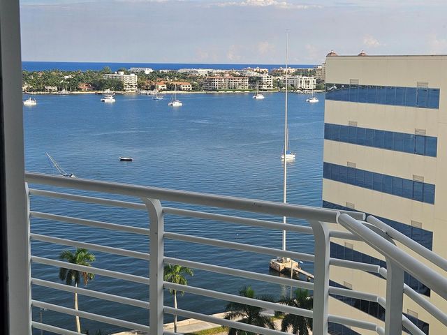 1551 N Flagler Drive 1514, West Palm Beach, FL 33401