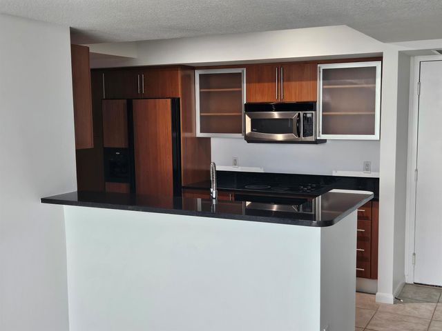 1551 N Flagler Drive 1514, West Palm Beach, FL 33401