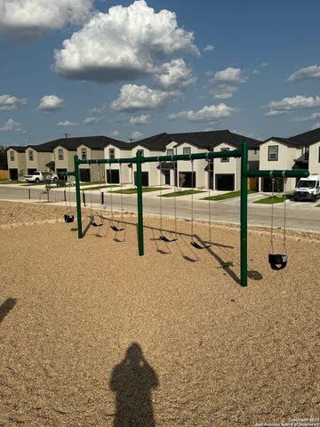8415 Via Verona, San Antonio, TX 78227