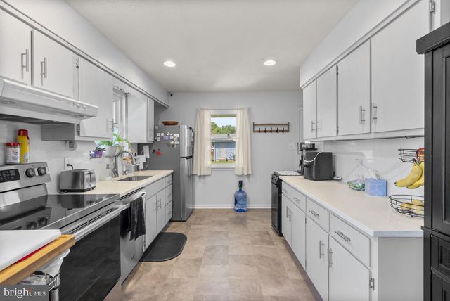 7301 CHROME MINE RD, Gaithersburg, MD 20882