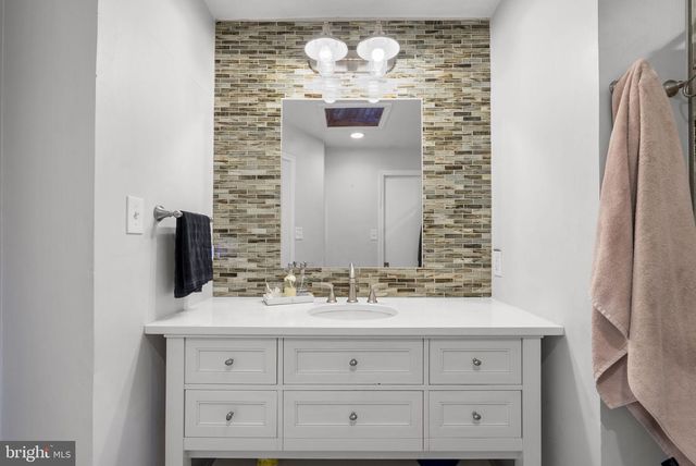 7301 CHROME MINE RD, Gaithersburg, MD 20882