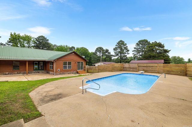 709 Swinging Bridge Road, Beebe, AR 72012