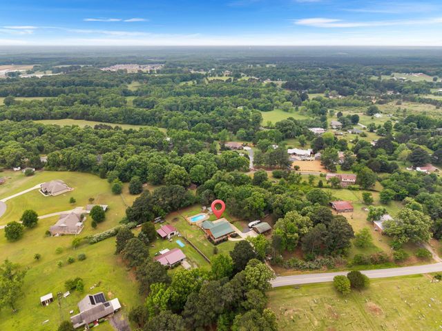 709 Swinging Bridge Road, Beebe, AR 72012