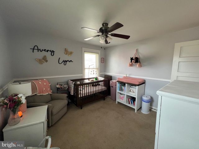 10 E PENN AVE, Robesonia, PA 19551