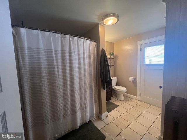 10 E PENN AVE, Robesonia, PA 19551