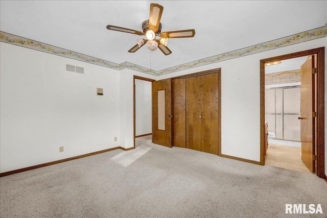 229 WHISPERING OAKS Drive, Metamora, IL 61548