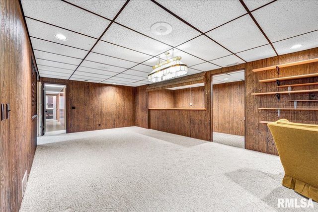 229 WHISPERING OAKS Drive, Metamora, IL 61548