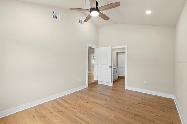 5299 35TH AVENUE N, St Petersburg, FL 33710