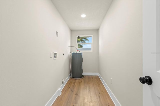 5299 35TH AVENUE N, St Petersburg, FL 33710
