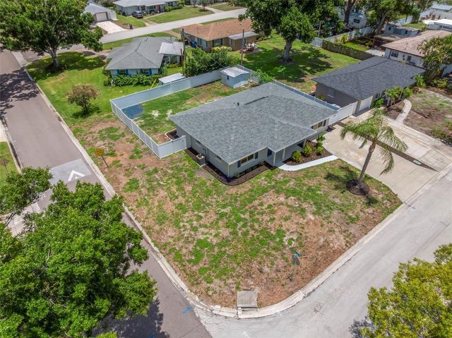 5299 35TH AVENUE N, St Petersburg, FL 33710
