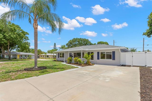 5299 35TH AVENUE N, St Petersburg, FL 33710