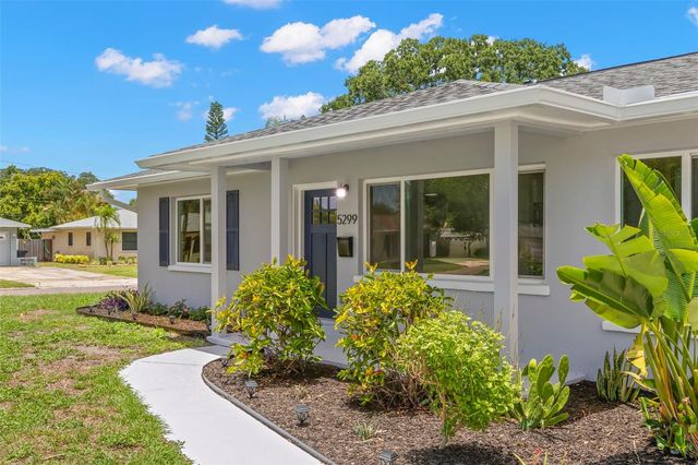 5299 35TH AVENUE N, St Petersburg, FL 33710