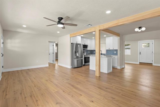 5299 35TH AVENUE N, St Petersburg, FL 33710