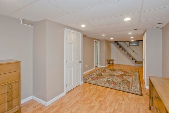 19 Dennis St, Springfield, MA 01118
