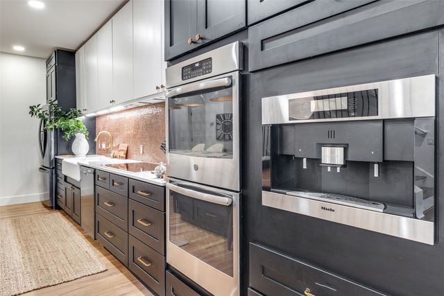 3503 B Dickason Avenue, Dallas, TX 75219