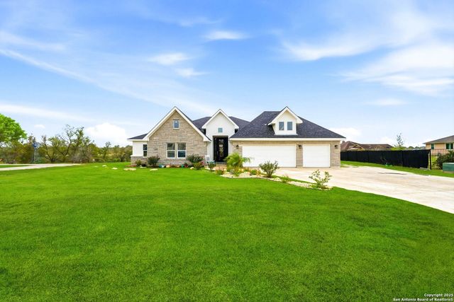 7074 Newman Blvd, Kyle, TX 78640