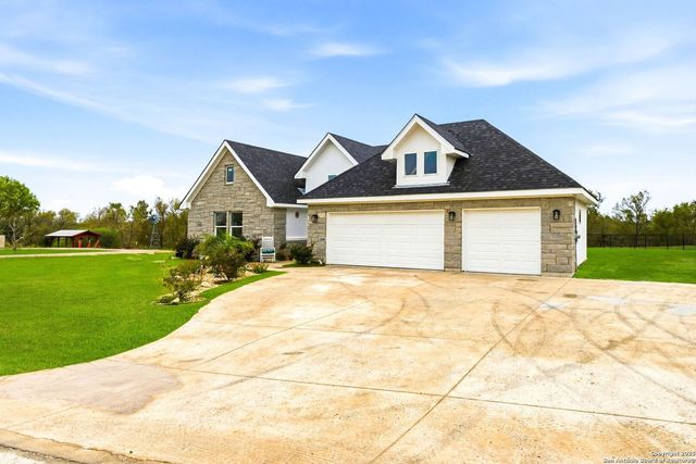 7074 Newman Blvd, Kyle, TX 78640