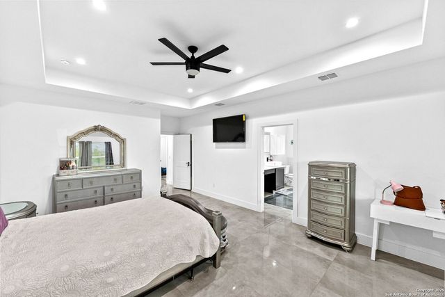 7074 Newman Blvd, Kyle, TX 78640