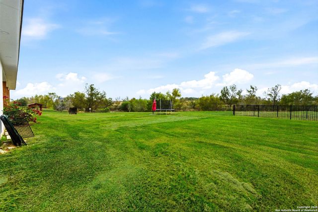 7074 Newman Blvd, Kyle, TX 78640