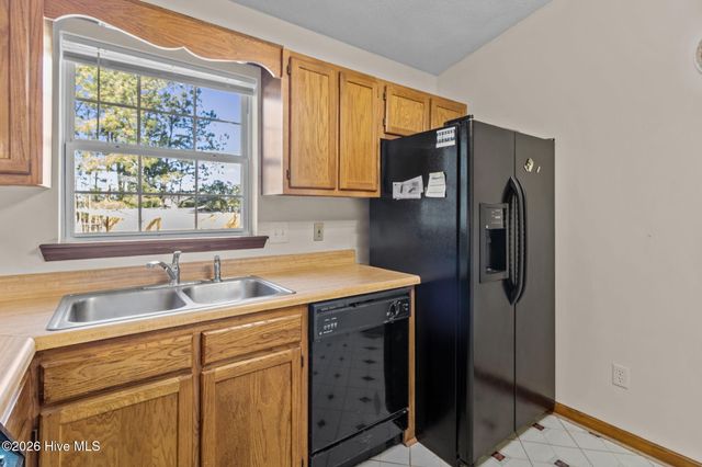 434 Oregon Trail, Hubert, NC 28539