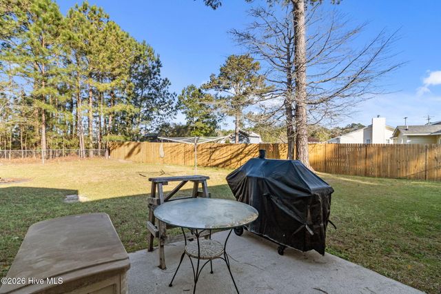 434 Oregon Trail, Hubert, NC 28539