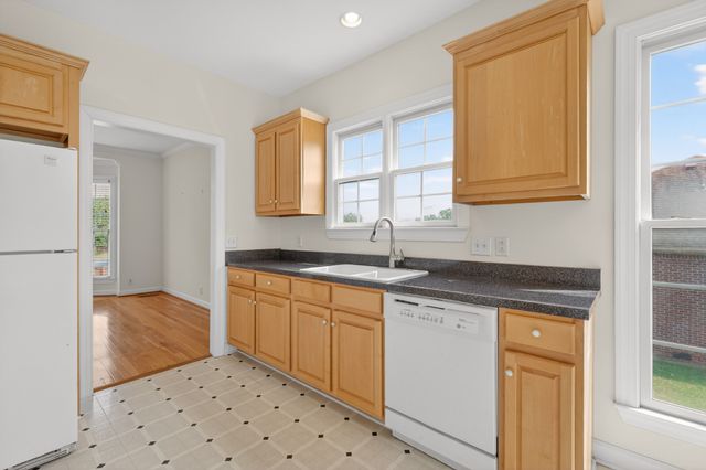 408 Roma Ct, Nashville, TN 37211