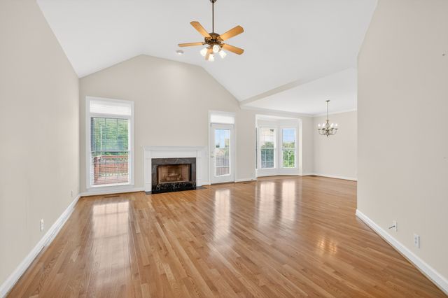 408 Roma Ct, Nashville, TN 37211