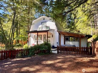 200 N Duckabush Drive E, Hoodsport, WA 98548