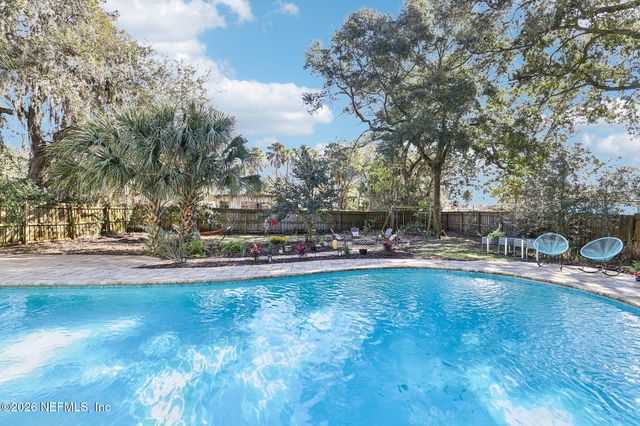 1911 TANGLEWOOD Road, Jacksonville Beach, FL 32250