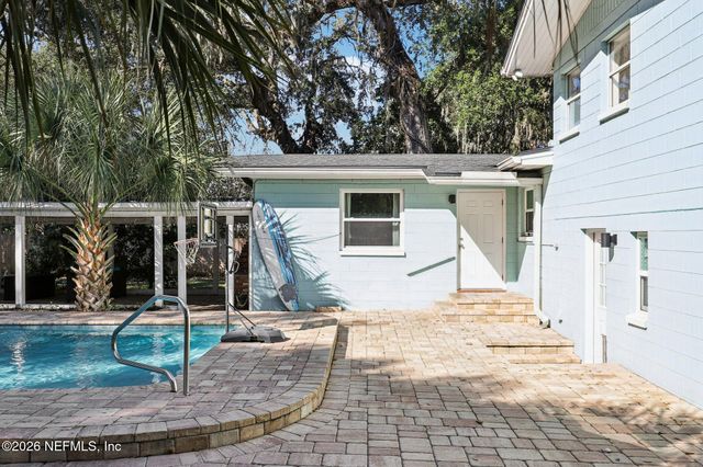 1911 TANGLEWOOD Road, Jacksonville Beach, FL 32250