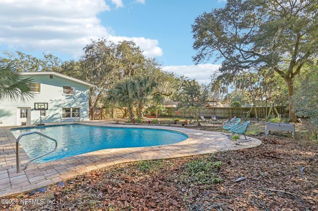 1911 TANGLEWOOD Road, Jacksonville Beach, FL 32250