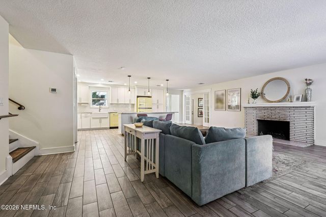 1911 TANGLEWOOD Road, Jacksonville Beach, FL 32250