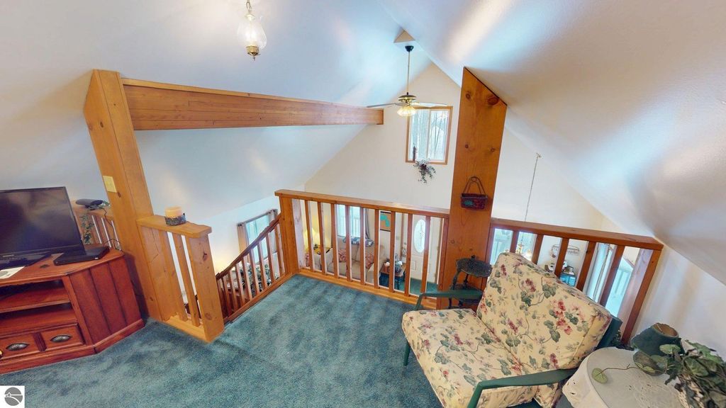 Image 11 of property listing at 144 Garfield, Roscommon, MI 48653