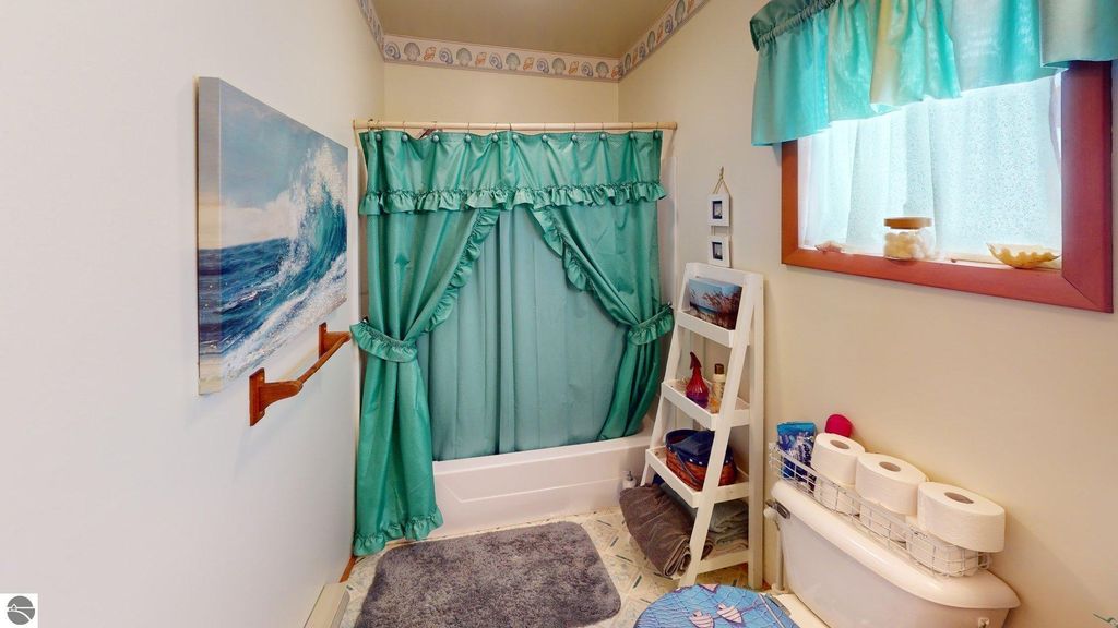 Image 12 of property listing at 144 Garfield, Roscommon, MI 48653