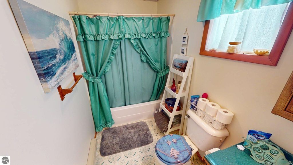 Image 13 of property listing at 144 Garfield, Roscommon, MI 48653