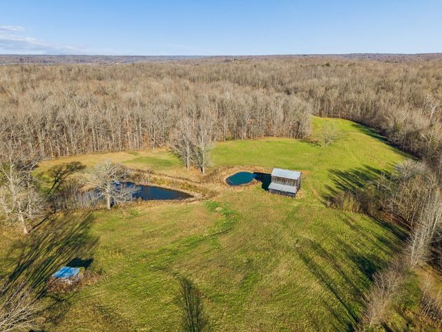 3819 Old Highway 13, Cumberland City, TN 37050