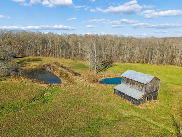 3819 Old Highway 13, Cumberland City, TN 37050