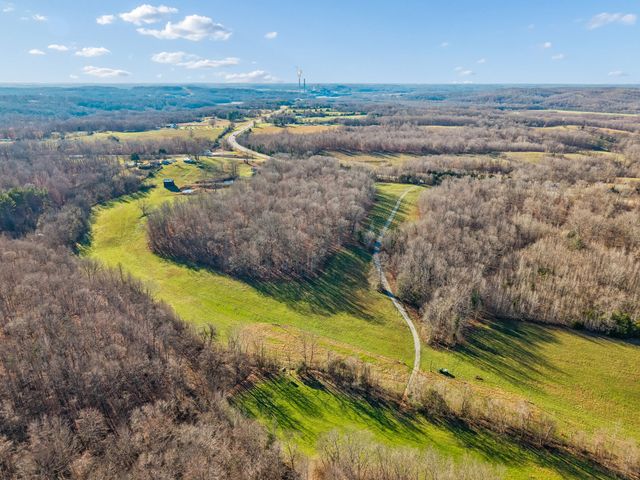 3819 Old Highway 13, Cumberland City, TN 37050