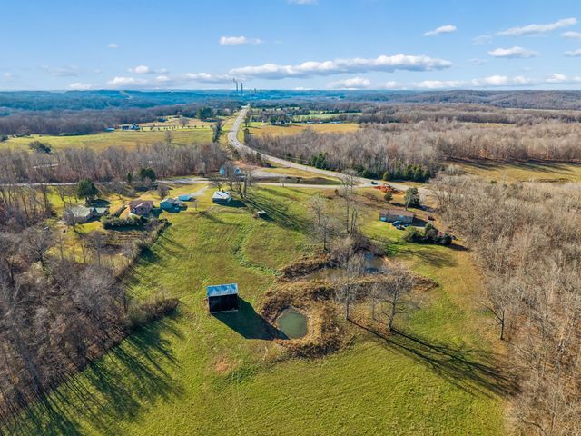 3819 Old Highway 13, Cumberland City, TN 37050