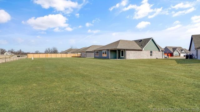 13154 S 100th East Avenue, Bixby, OK 74014