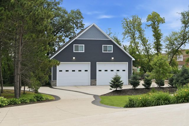 15385 50th Street N, Stillwater, MN 55082