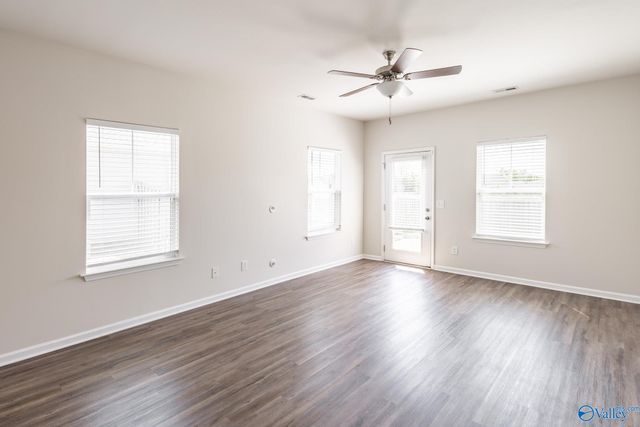 13019 Lantern Pointe Way, Harvest, AL 35749