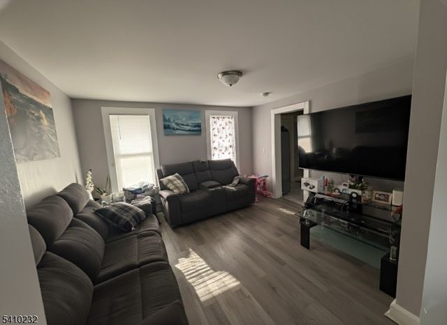 219 Stebbins Pl, Plainfield City, NJ 07063