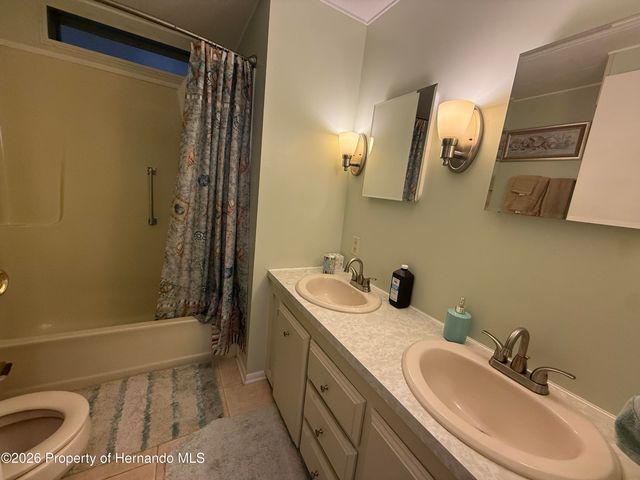 12567 Fairway Avenue, Brooksville, FL 34613