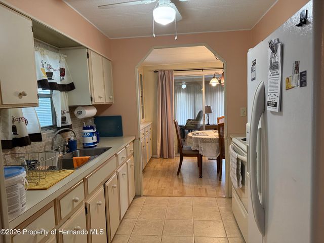 12567 Fairway Avenue, Brooksville, FL 34613